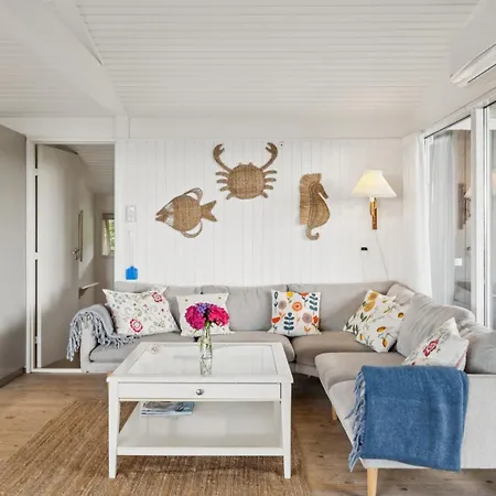 Lovely Summerhouse By Skaastrup W Sea View بيت للعطل بوجنسي